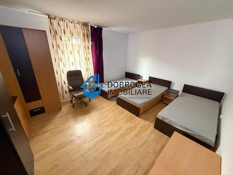 Inchiriere Casa P+1+M pentru muncitori | 30 locuri cazare | 2 bucatarii, curte - 11