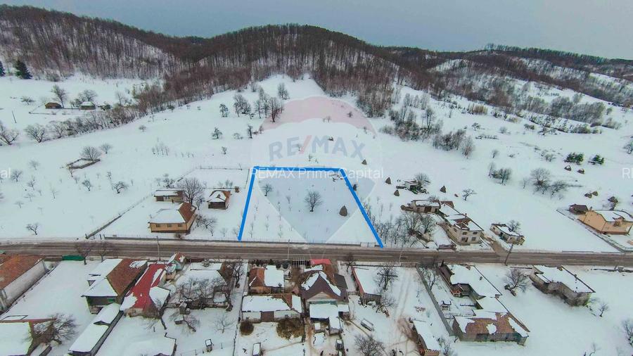 Teren intravilan, de vânzare în Damiș- Bratca pe Strada Principală 274 - 2