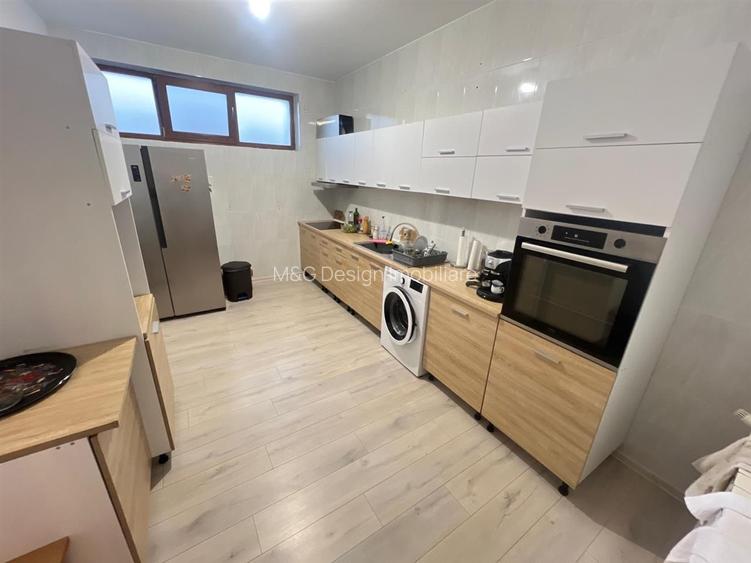 Casa P+M Su 268 mp 2 fronturi stradale - 17