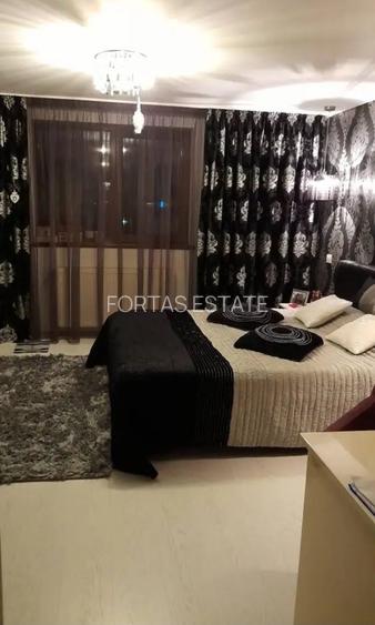 5 camere! Foarte spatios-etaj 2 -parcare inclusa! Aces rapid la oras! - 9