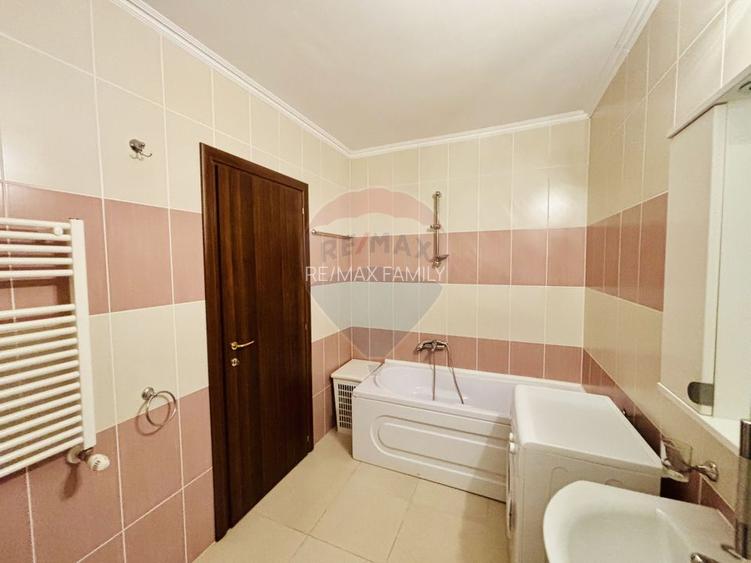 Apartament cu 3 camere de închiriat în zona Nufarul - 11