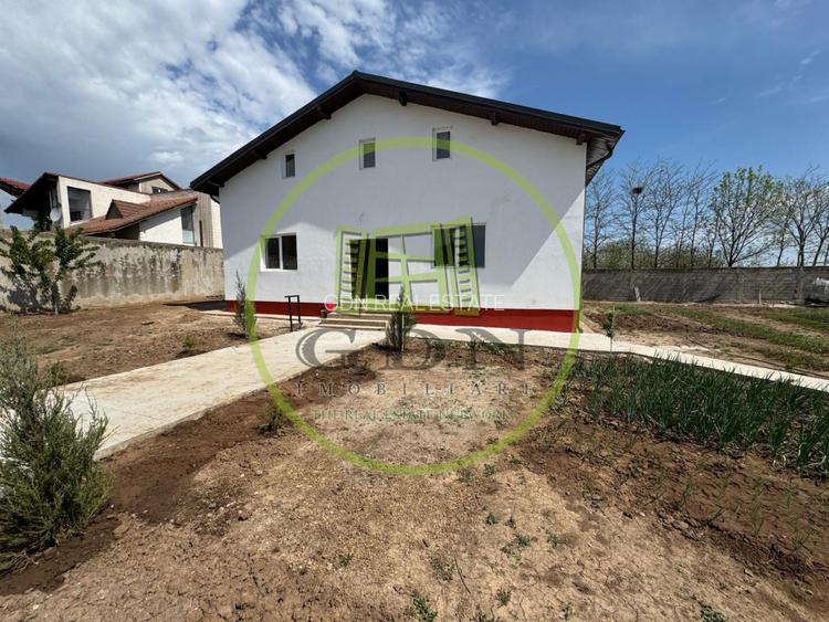 Casă S+P+M, 1062 mp teren, 170 mp utili, Ghercești, zona DEx - 2