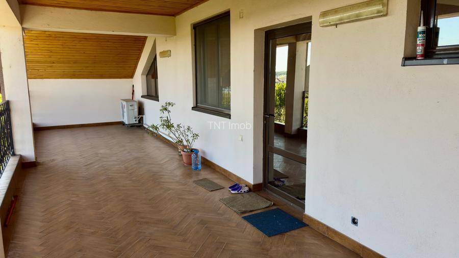 Vila individuala P+1+M cu deschidere la Lacul Snagov, piscina, sauna, ponton ! - 47