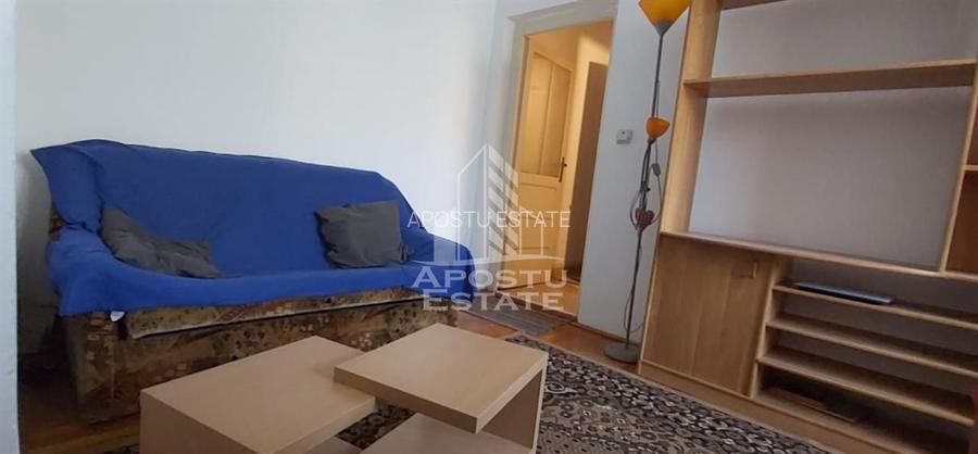 Inciriez Apartament  2 camere zona Intim  Piata Spitalului - 2