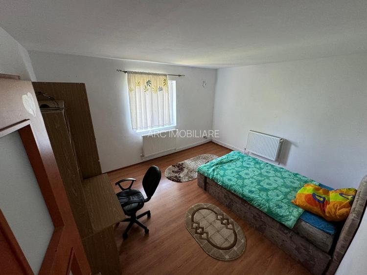 Casa in Săcele poziționată într-o zona linistita, comision 0 - 15