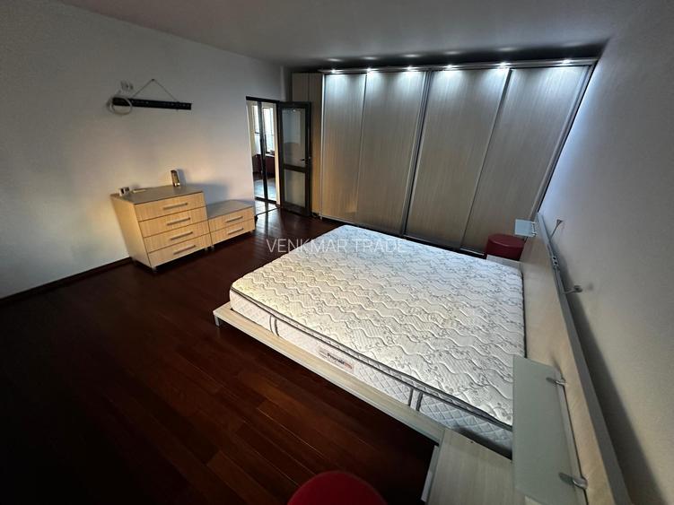 Decebal -Muncii-Piata Alba Iulia - 9