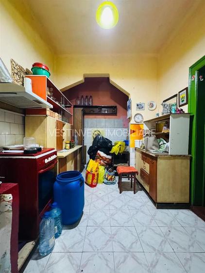 Apartament la curte comuna ULTRACENTRAL - 4