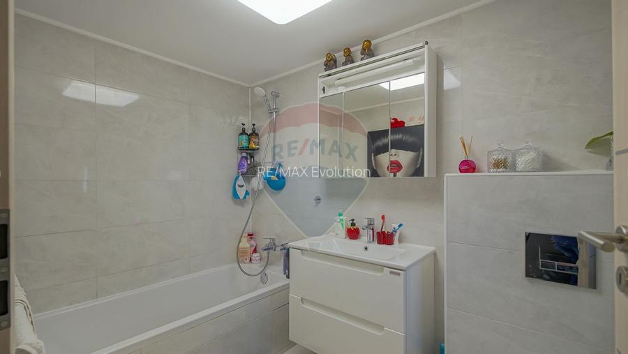 Casă / Vilă Săsească cu 6 camere de vânzare in Vulcan, Brasov - 15