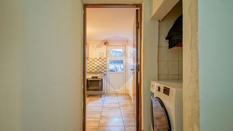 TRAIESTE LA POALELE PADURII!CASA 3 CAMERE APROAPE DE PTR. LUI SOLOMON - 37