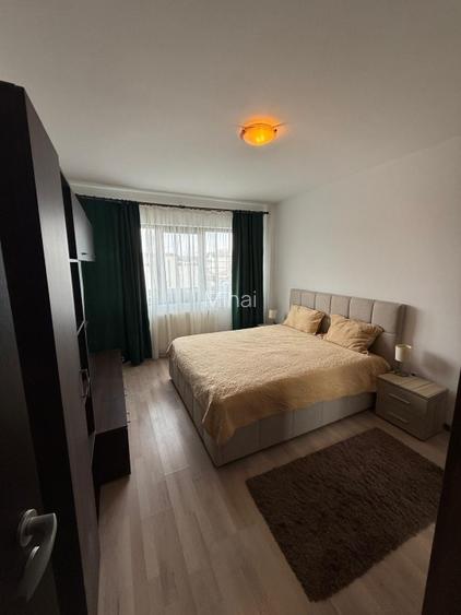 Inchiriere apartament 2 camere zona Tractorul - Coresi - 4