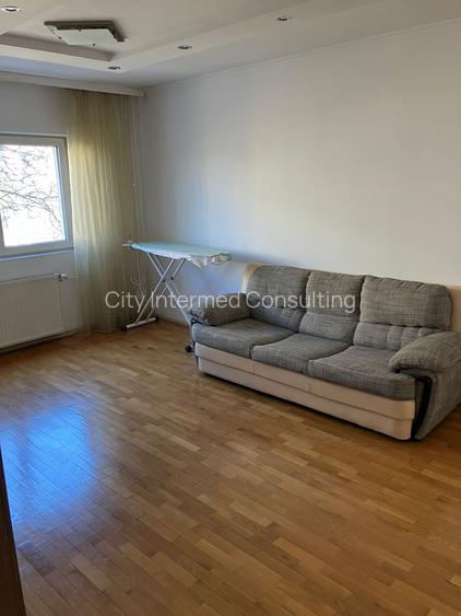 2 camere  – Băneasa, Bd. Aerogării pe Str. Neagoe Vodă, etaj 2/4, dec, mobilat. - 4