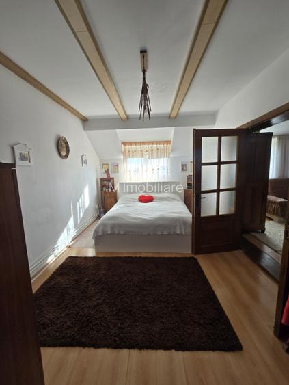 Utvin-Central-Vila S+P+E+M-360mp-2 accese-Garaj - 2