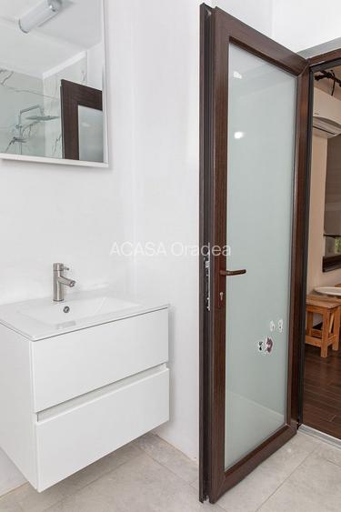 Vilă 5 dormitoare, 4 băi, 2 248mp teren, piscină. Preț: 229 000 E. - 25