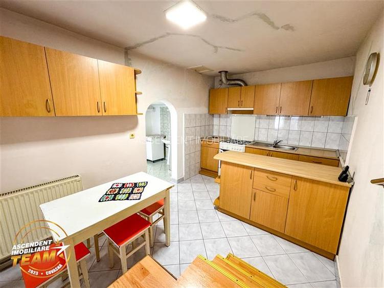 FILM&3D! Casa ospitaliera,curte si gradina asortata,arie linistita,Simeria,Sfant - 3