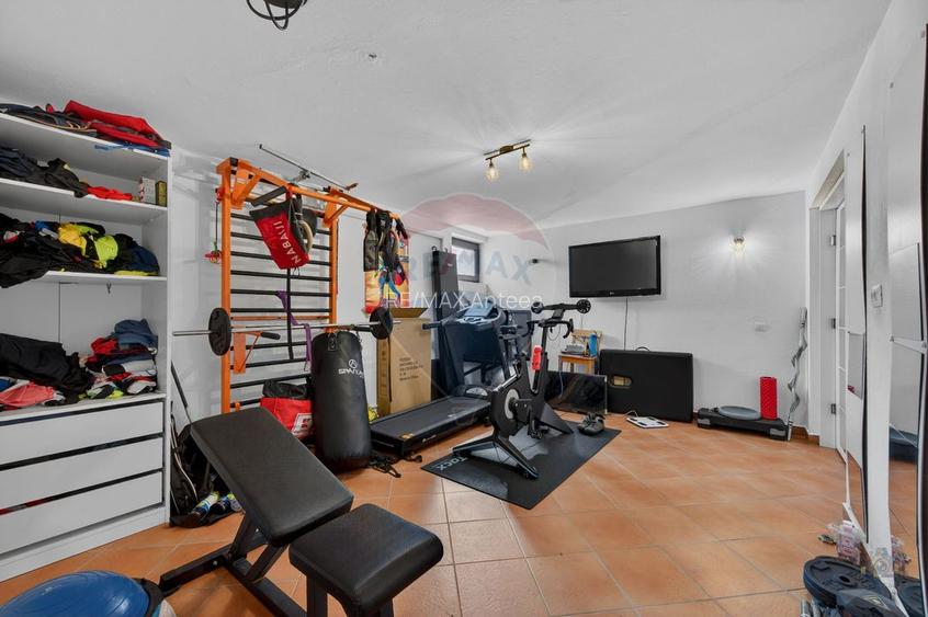 Vila cu design spectaculos, tehnologie smart & lifestyle complet - 54