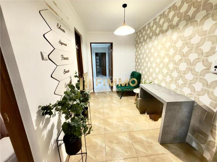 Spatiu / Apartament  | 3 camere | 60 mp | Central | ID : 1649 - 7