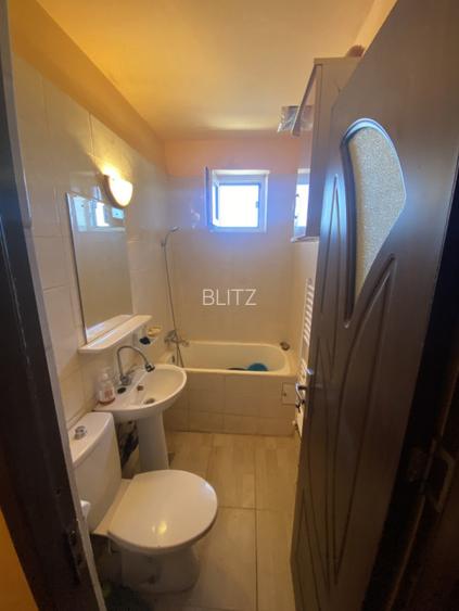 Apartament 3 camere decomandat,etaj 4/4 Bld. Racoteanu, 45 000, Filiasi. - 7