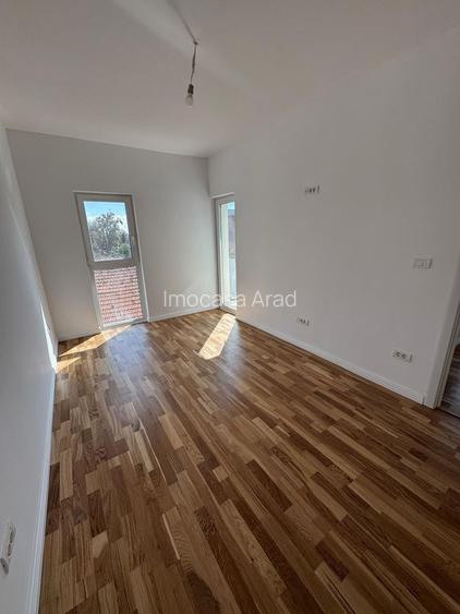 De vânzare apartament 3 camere Open Space Micalaca Arad, Bloc Nou. - 5