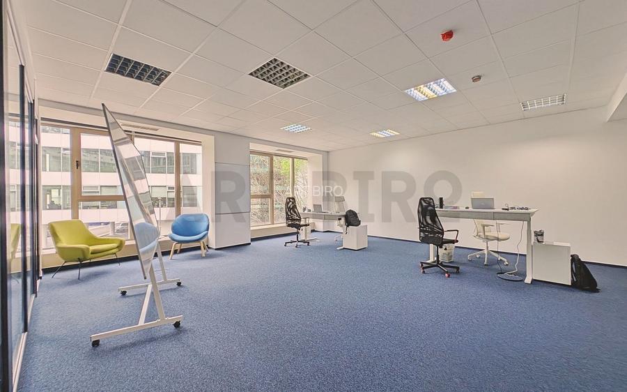 Zero comision, intre 30-112-196mp birou Promenada, 4 minute metrou - 2