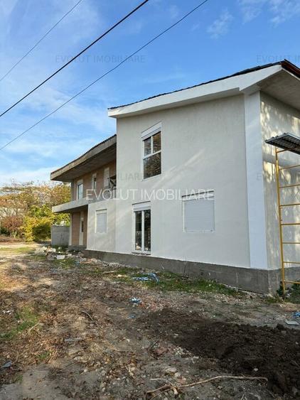 Proprietate comerciala versatila  în Eforie Sud cu vedere panoramica lac - 33