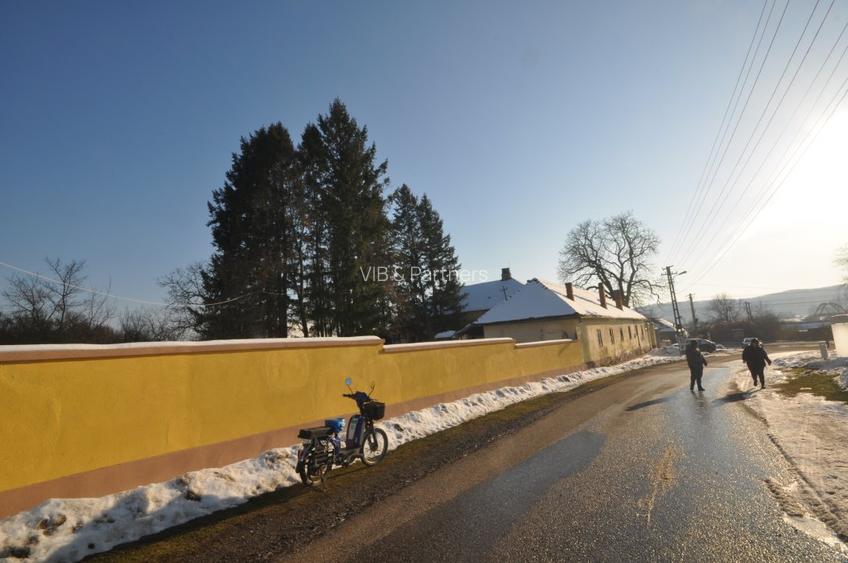 Conac apartinand lui Cicio POP, judet ARAD - 2