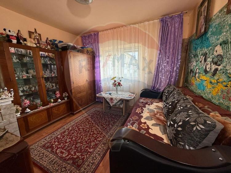 Apartament 2 camere de vanzare - Zona Lazaret - 3