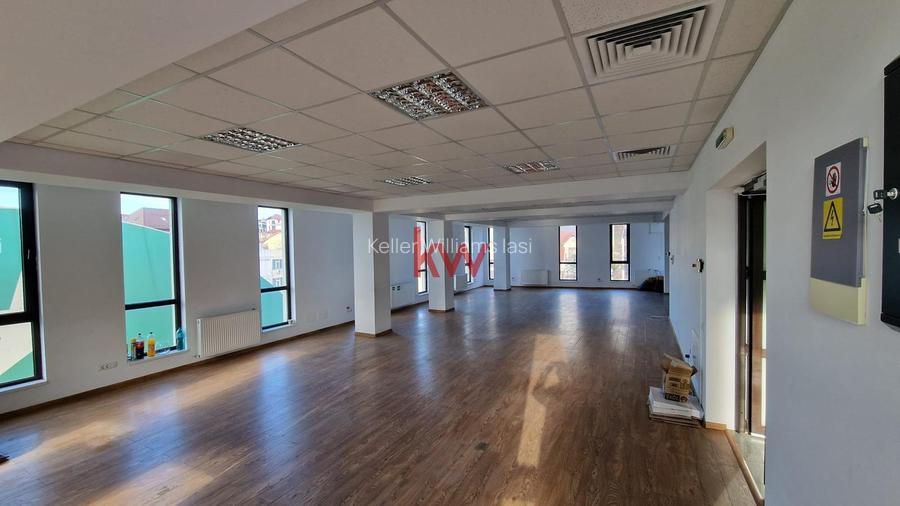 Spatiu comercial/birouri in Campus Tudor Vladimirescu, et 2, plan 2 - 3