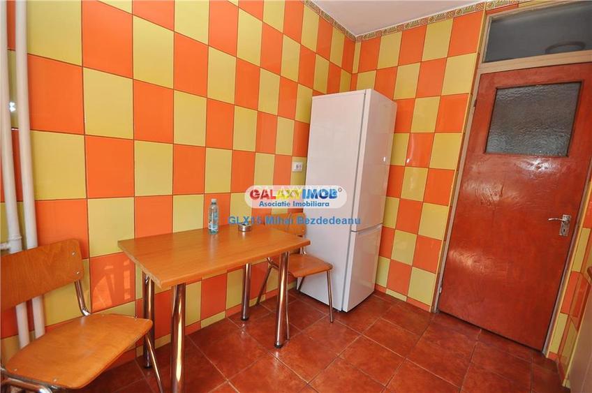 Vanzare apartament 2 camere in zona Podul Grand - Piata Crangasi - 6