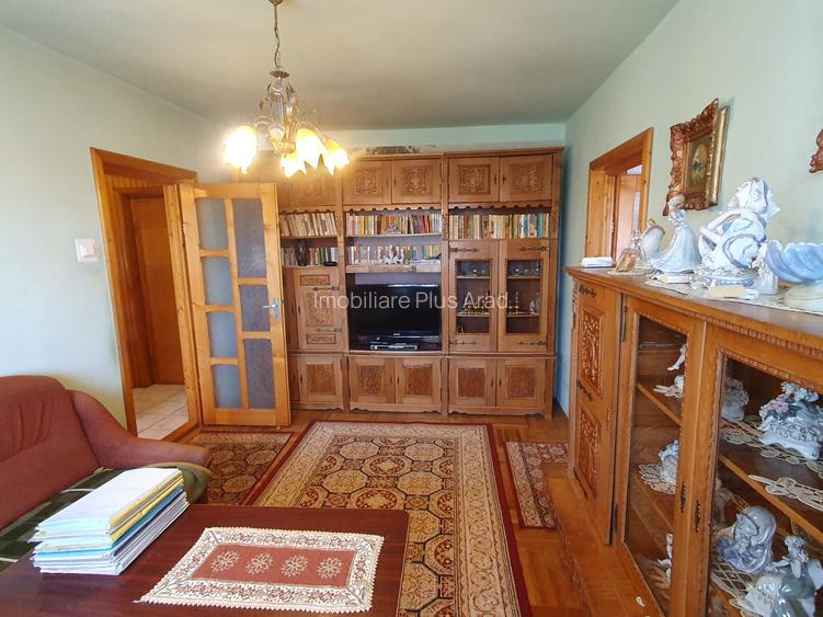 Vand apartament cu 3 camere zona Fortuna - 3