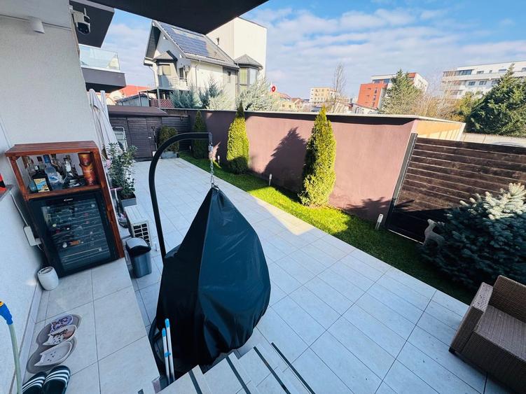 Apartament 3 camere cu CURTE Sisesti PAPION
