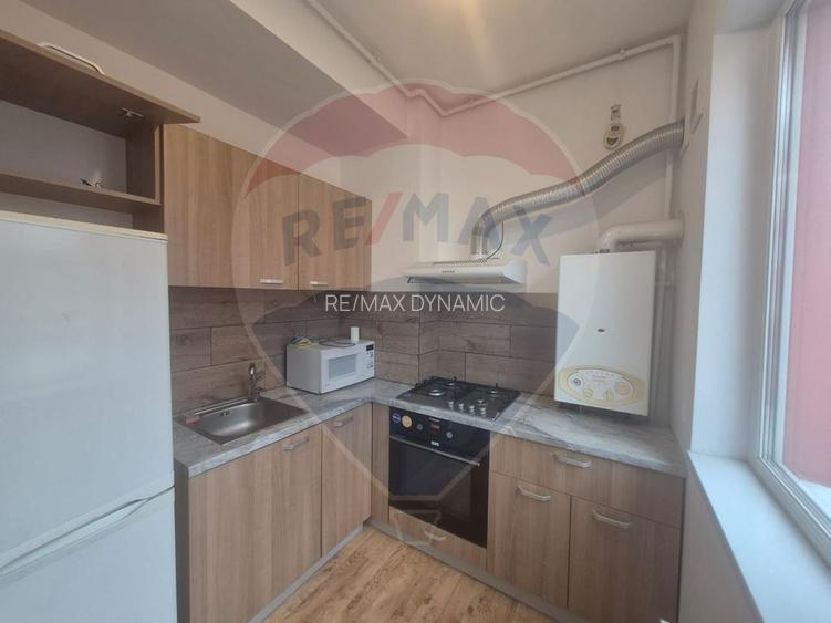 Apartament cu 2 camere Ared Uta - 3