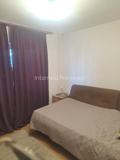 Tomis III-apartament cu 3 camere cf 1,cu centrala,  etaj 1 - 6