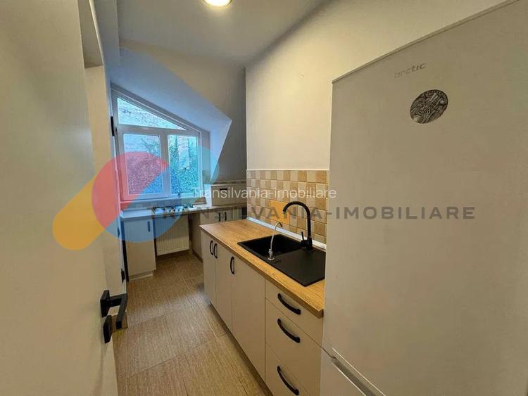 Apartament 3 Camere, 95mp, cu parcare si curte, zona Centrala   - 5