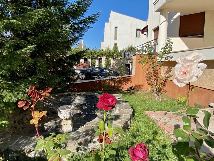 Vila de vanzare 8 camere zona Baneasa, Bucuresti teren 1400mp-piscina - 2