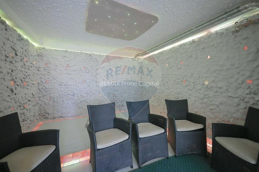 Hotel / Pensiune cu 24 camere de vânzare - Băile 1 Mai - 23
