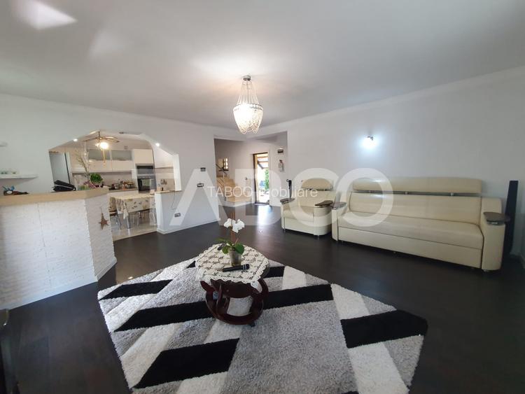 Casa 5 camere 3 bai 2 terase garaj magazie de vanzare 180 mp utili - 13