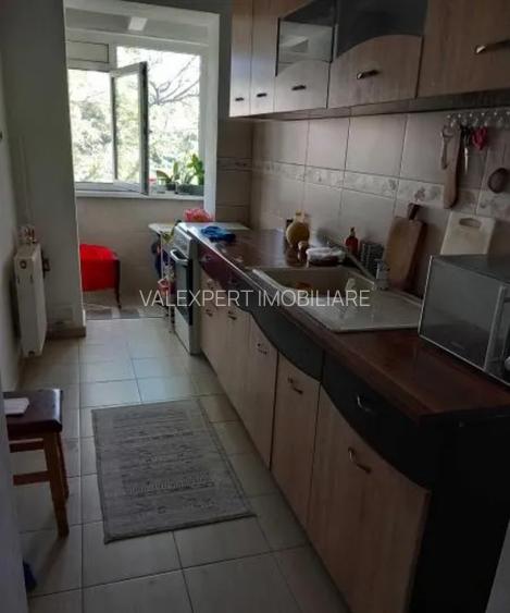 Metrou Piata Muncii – Bld. Basarabia, 2 cam, bloc reabilitat - 4