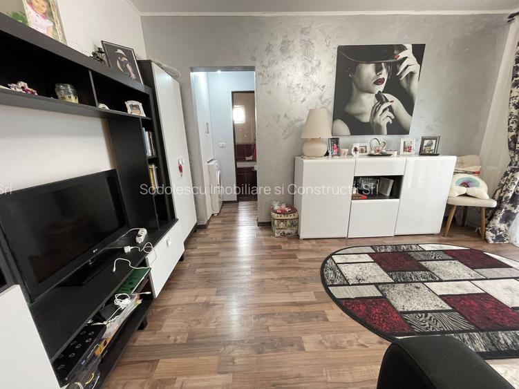 Locuinta luminoasa la mansarda-constructie 2013 - 3