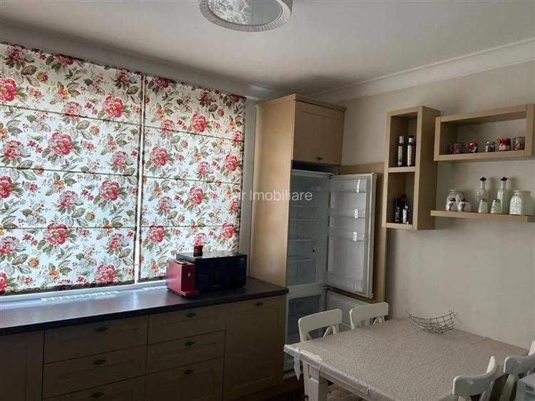 Apartament 3 camere si parcare in zona Stadionului! - 4