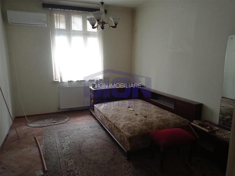 Vila zona Ultracentrala - 11