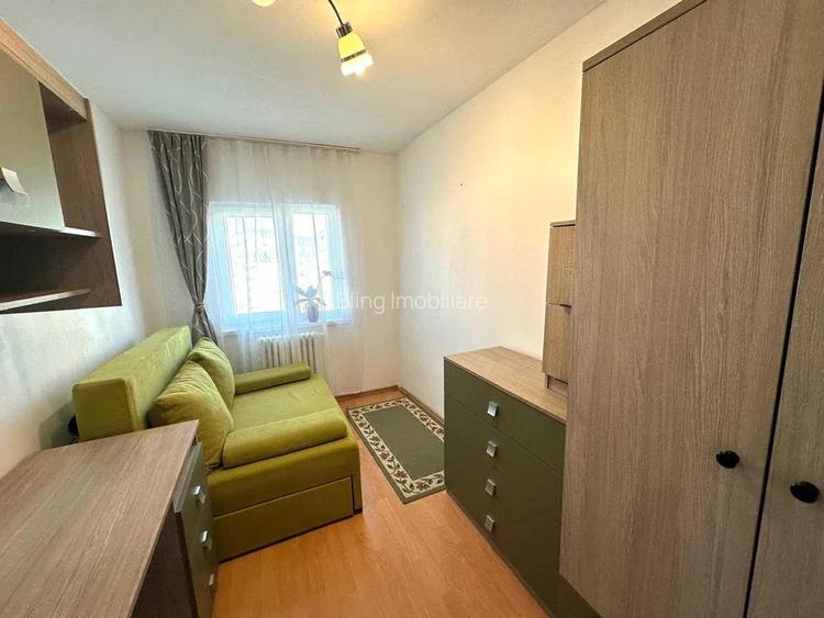 Apartament cu 3 camere, decomandat, etaj intermediar, Zona strazii Brates - 3