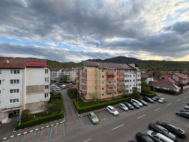 Apartament 2 camere | decomandat | zona Noua - 11