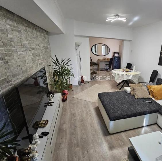 Apartament 3 camere Bd Unirii Piata Alba Iulia SUPERB - 2