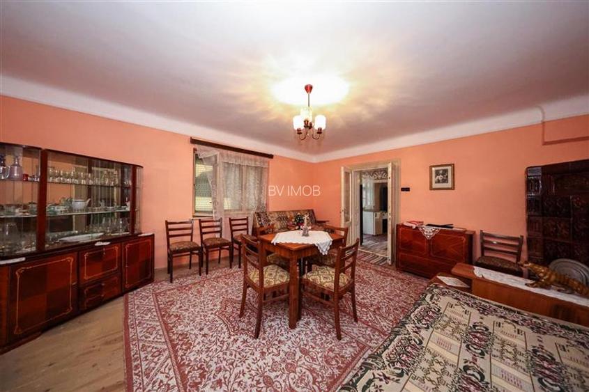 Casa traditionala cu teren generos COMISION 0 - 6