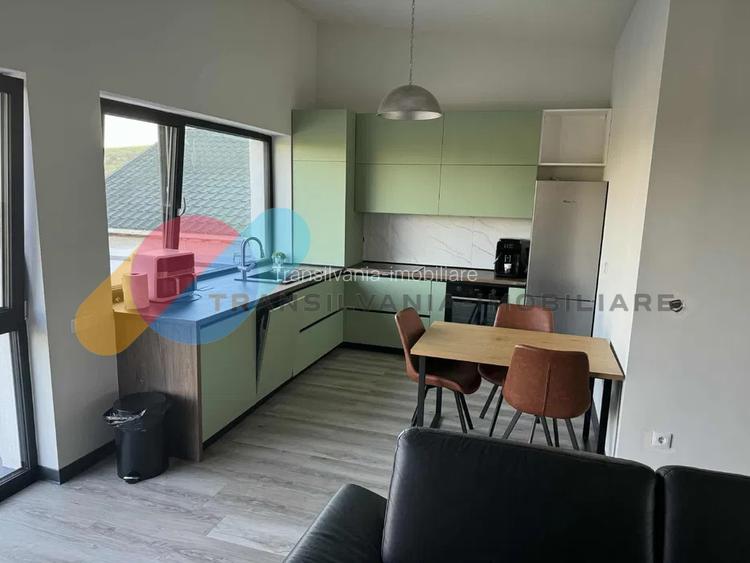 Apartament 3 camere la casa, 80mp + terasa 70mp - Dezmir - 3