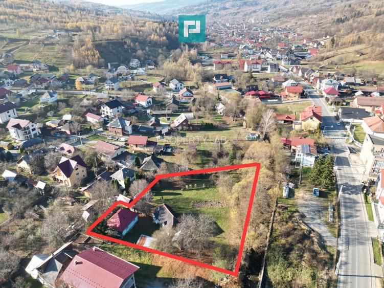 Casă de lemn, cu teren în Borșa - 4