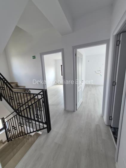 Vila P+1E+M, 6 camere, teren 300 mp! - 11