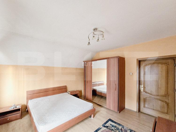 Oportunitate de investitie! Casa de vanzare, cu 8 camere, 382 mp, zona Gruia - 6