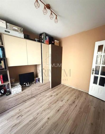 DACIA - ETAJ 2 - 3 CAMERE - RENOVAT - CENTRALA PROPRIE - CLIMA - 9