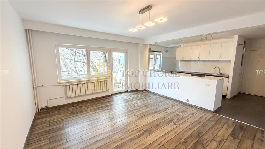 3 CAMERE DECOMANDAT ETAJ 2/4 - 75 MP - 2 BALCOANE 2 BAI - VEDERE SPATE - 2